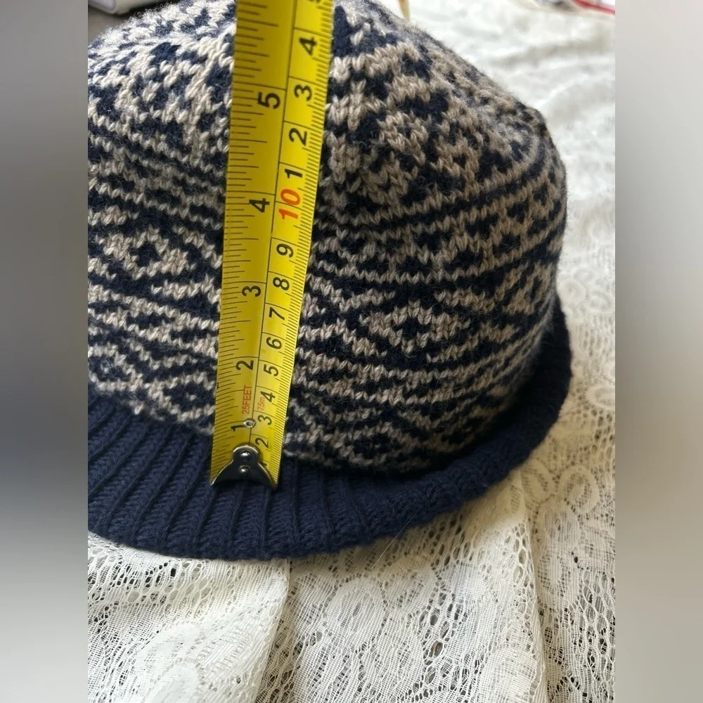 Inverni Merino Wool Navy bucket hat 57 size medium
